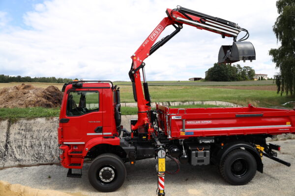 Fassi Ladekran F150A.2.23 e-dynamic auf MAN TGM 18.320, 4x4 TRS 520